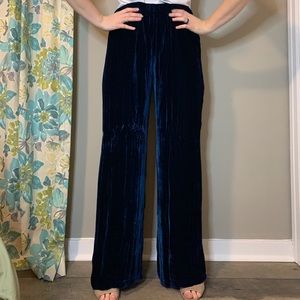 Cut Loose Wide Leg Velvet Pull On Pant